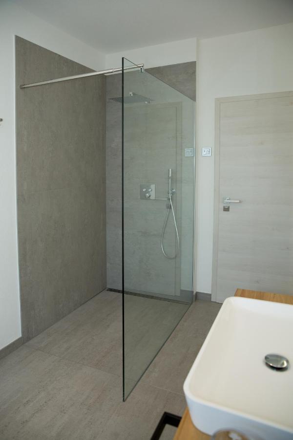 Schoener Wohnen Friesenheim  Ngoại thất bức ảnh